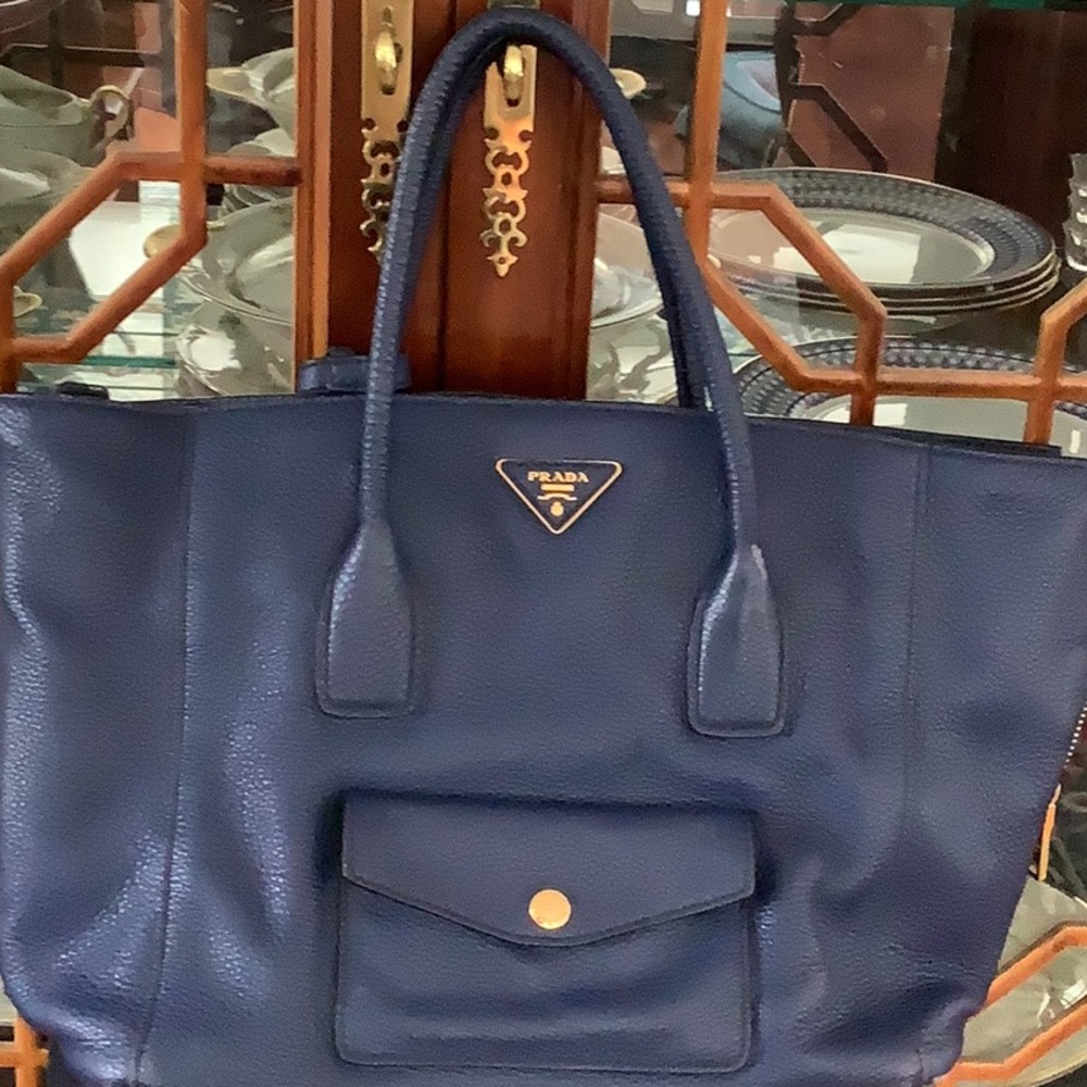 Prada Vitelli Daino leather bag with side zippers